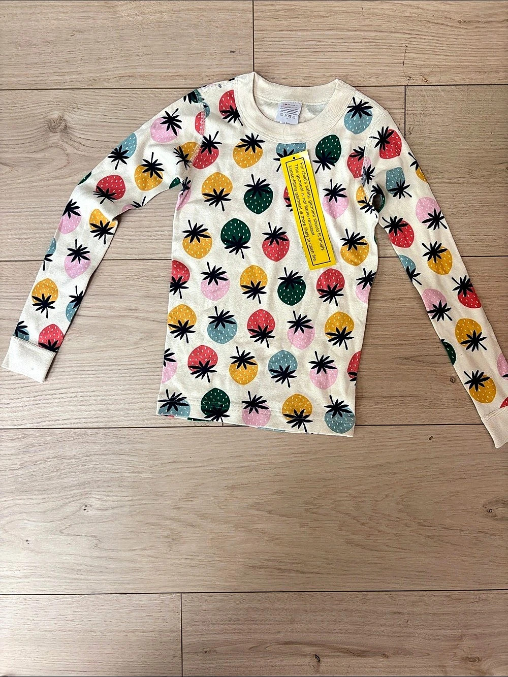 Hanna Andersson Kids Long John Pajama Shirt in Mini Strawberry Girls 6-7